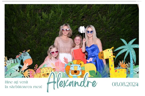 Poze din cabina foto – Alexandre-party