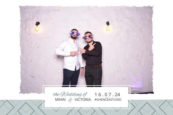 Cabina foto – Mihai & Victoria – poza 5
