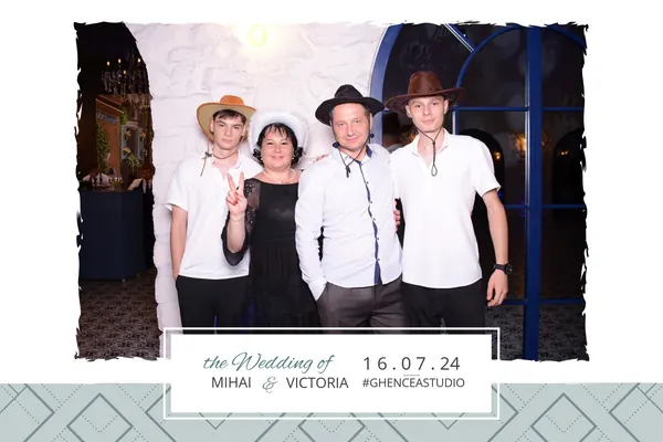 Cabina foto – Mihai & Victoria – poza 6